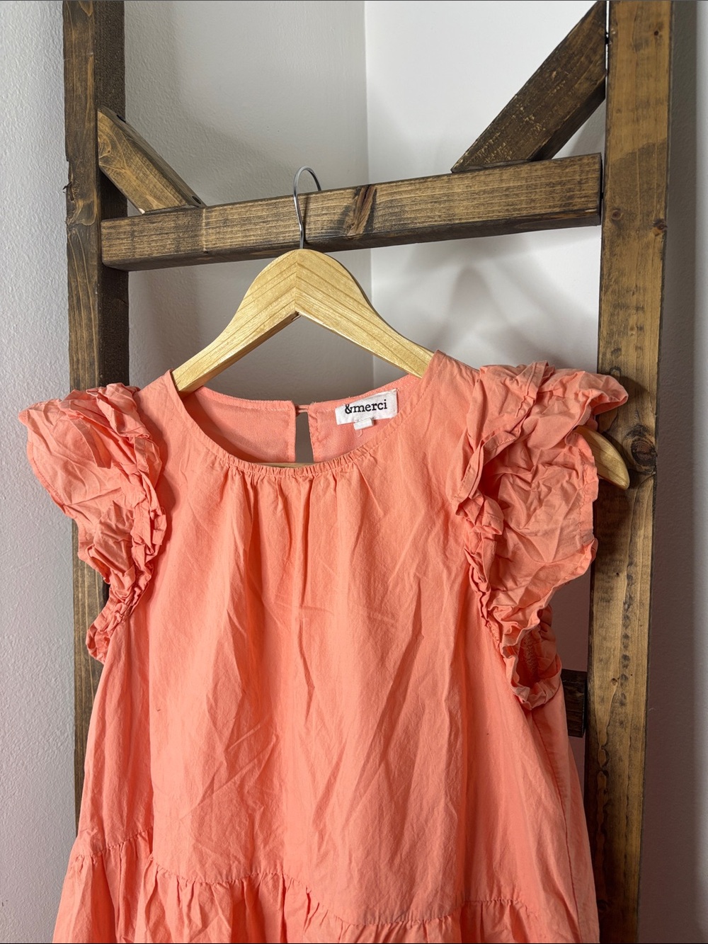&merci Tiered Coral Ruffle-Sleeve Mini Dress Size S - Picture 2 of 4